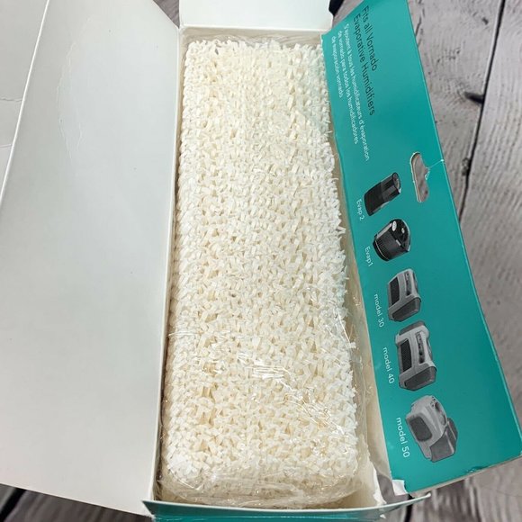 New Vornado Humidifier Filter Replacement 2 Pack MD1-0002 RA Distressed Box - Picture 4 of 4